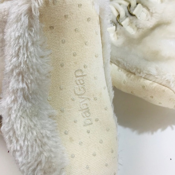 GAP Baby Soft Boots Toddler Girl Size 6 US Tan - Picture 5 of 7